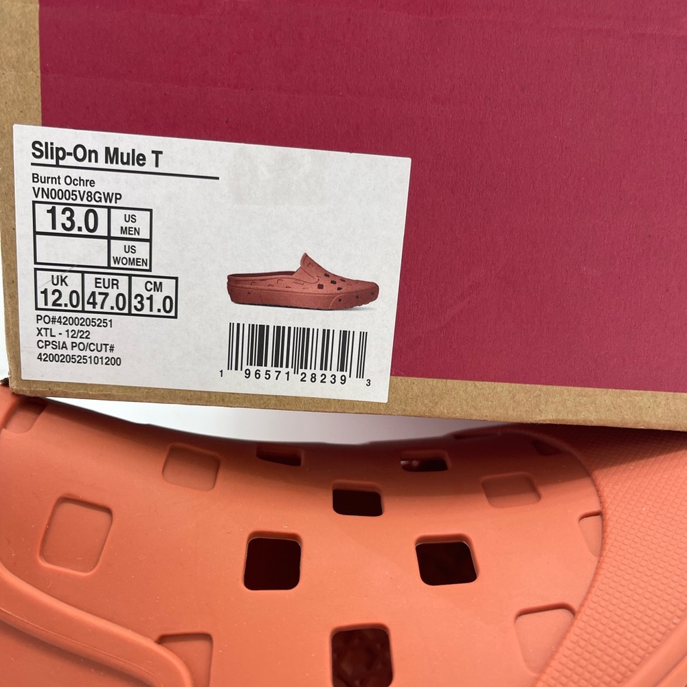 Vans Slip-On Mule Trk
Burnt Ochre
VN0005V8GWP Orange Slip-On Shoes Sneakers - Picture 16 of 16